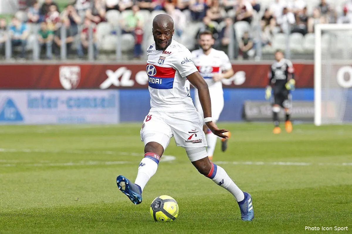 psg tuchel pret a lacher des millions d euros pour un joueur de l ol iconsport icon mar 080418 12 17217251