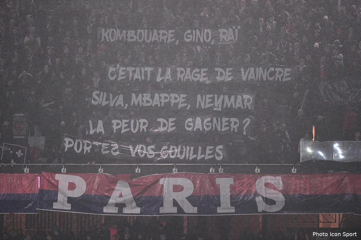 psg tuchel siffle des banderoles musclees le parc gronde icon winter 23022020120755279123