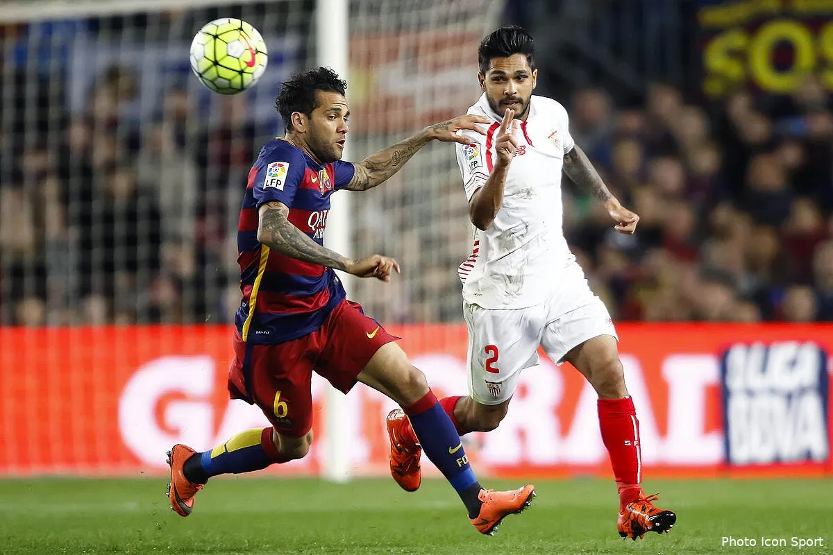 psg un arriere gauche confirme des negociations en cours iconsport bpi 280216 17 06143430