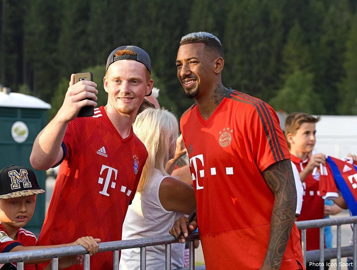 psg un detail qui pousse jerome boateng vers le psg iconsport icon mis 020818 08 04227315