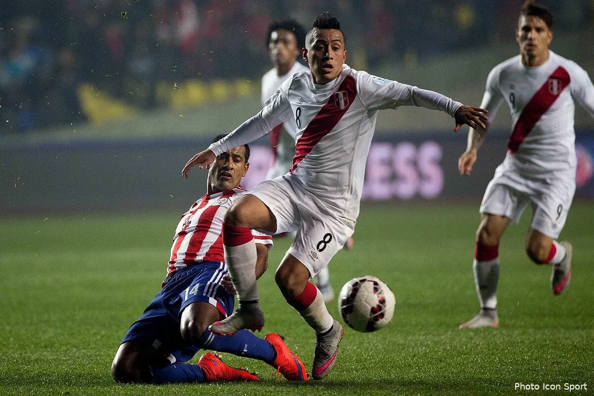 psg un peruvien pour renforcer l attaque la blague du jour cueva160668