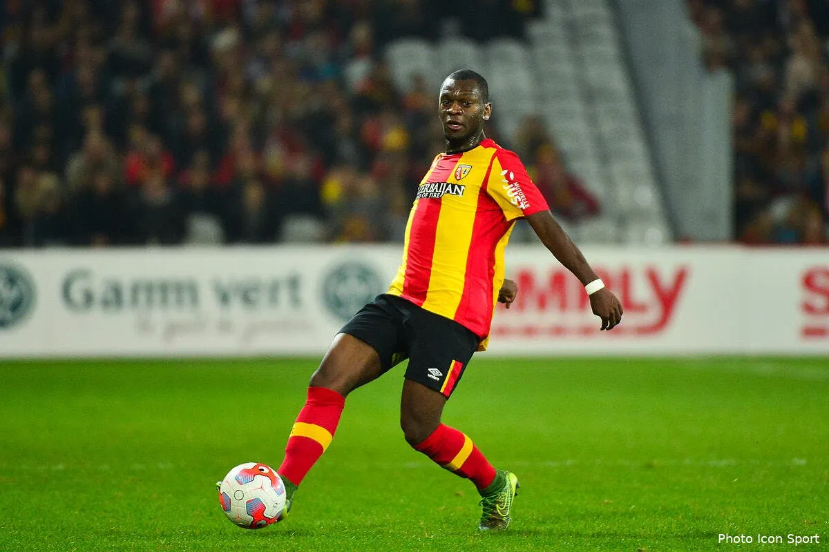 psg un titi parisien bientot pour 3 ans a guingamp iconsport win 191015 08 08146438