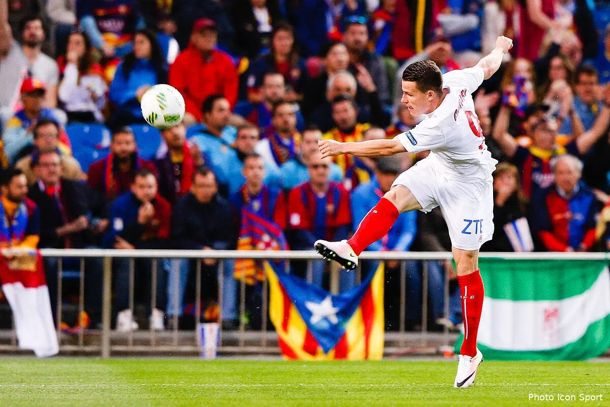 psg une cible d emery attend un signe de la part du barca iconsport sfp 220516 08 30146632