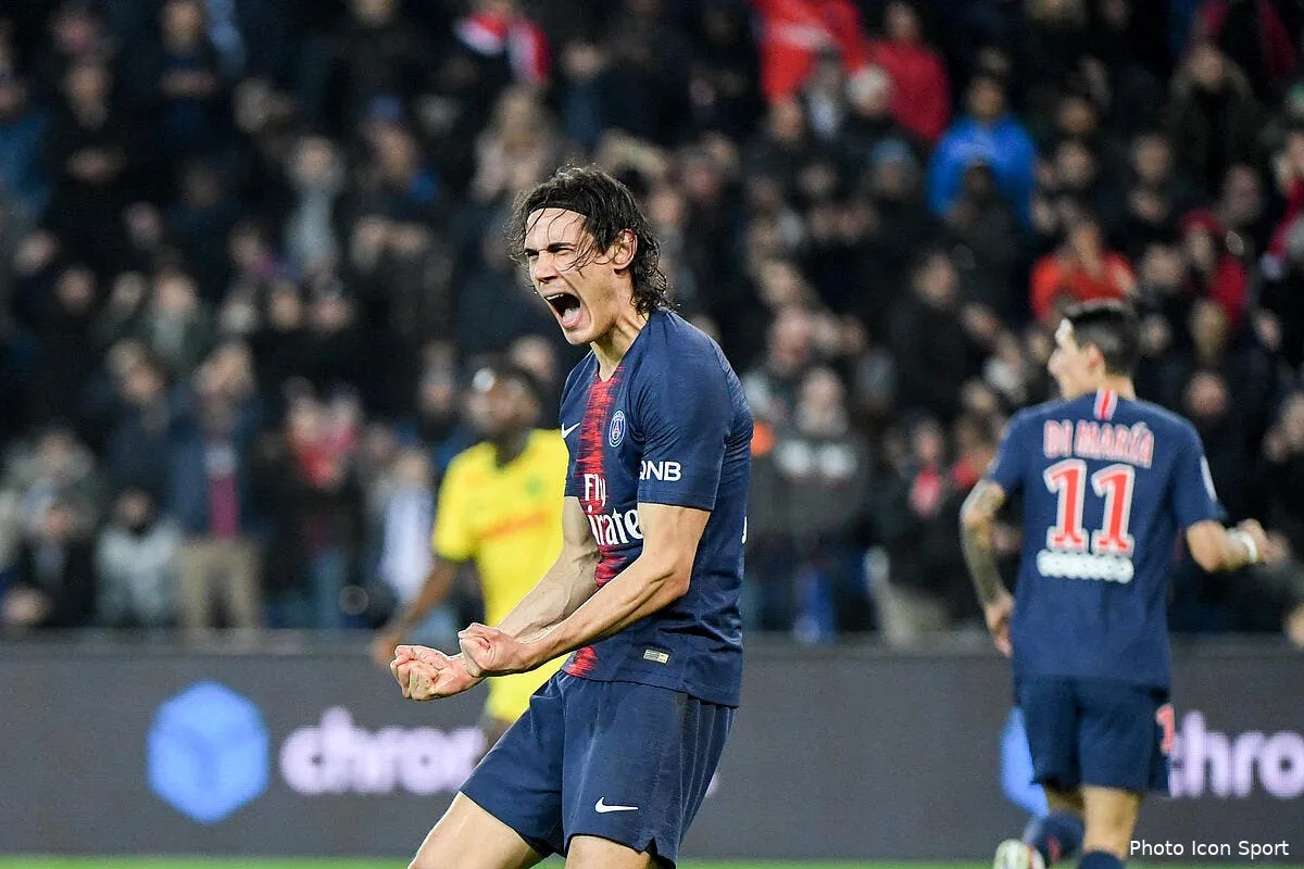 psg une decision radicale pour l avenir de cavani icon dib 221218 11 33240759