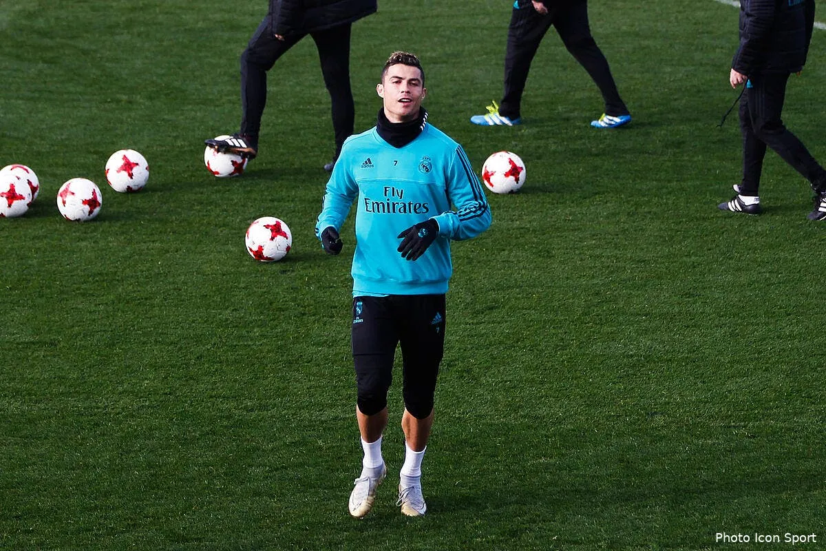 psg une offre colossale sur cinq ans faite a cristiano ronaldo iconsport icon mar 030118 11 07205413