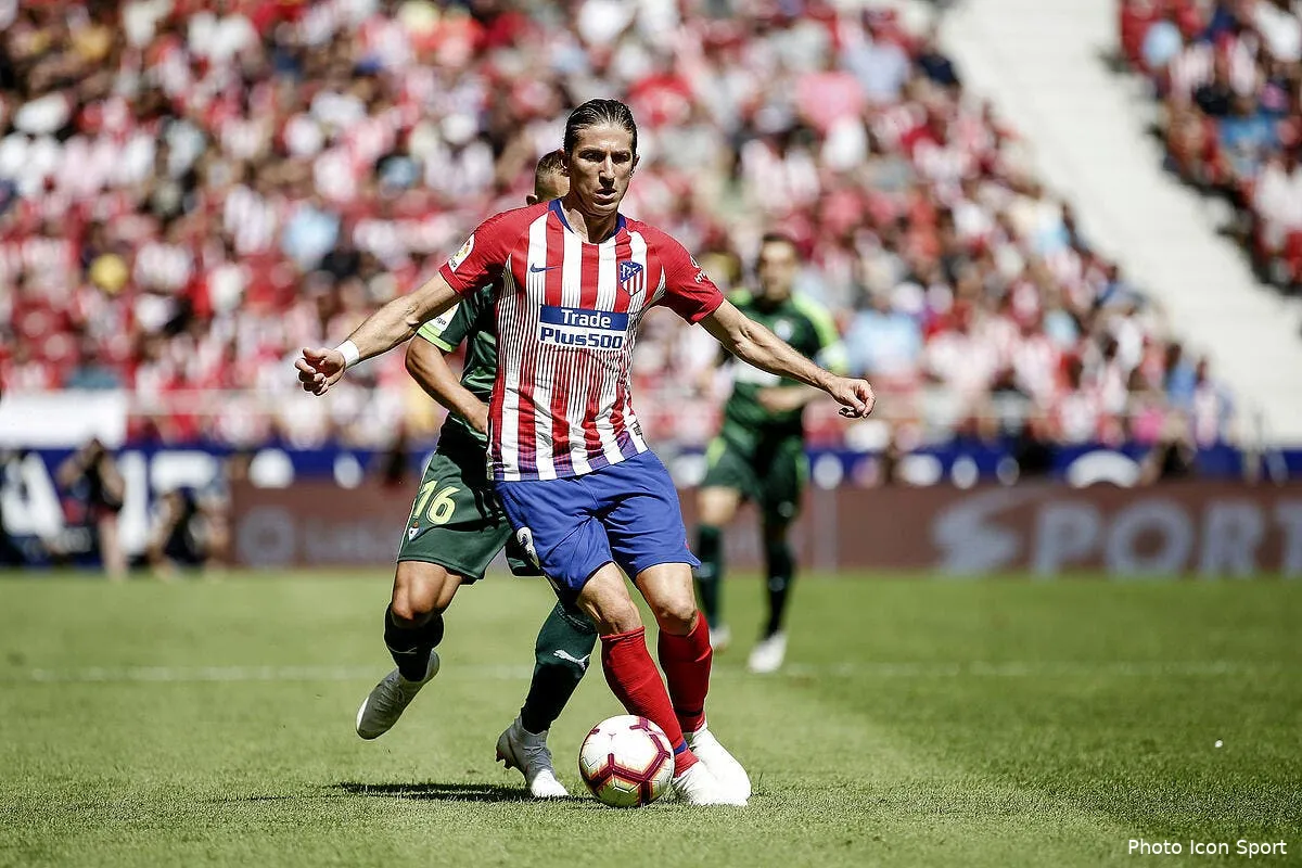 psg une question sur paris et filipe luis part en vrille iconsport icon sho 150918 05 03233885