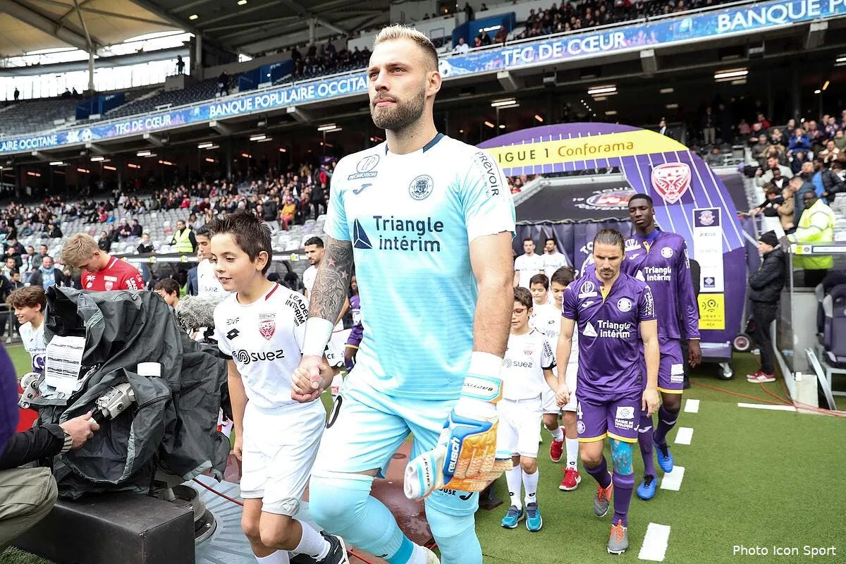 psg une star lui demande son maillot il n en revient pas icon blo 021218 74 134240595