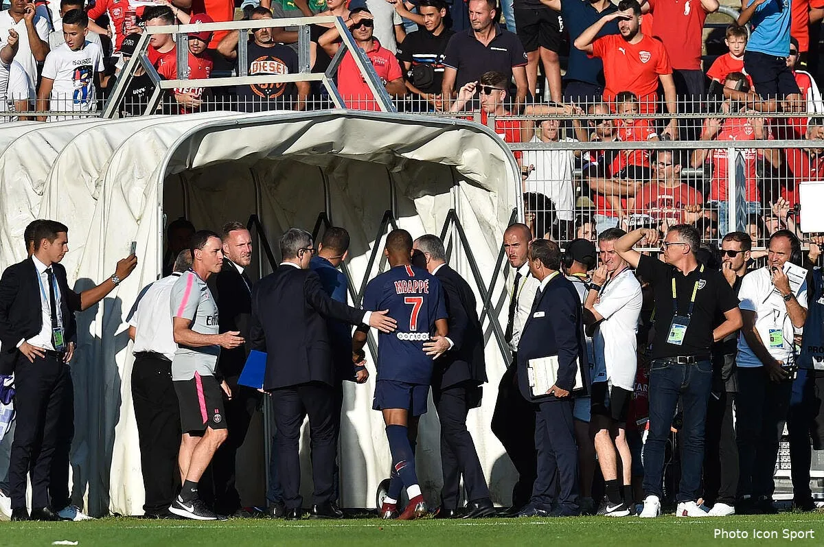 psg une suspension en plus pour mbappe reponse jeudi iconsport icon dim 01092018 30 19230933