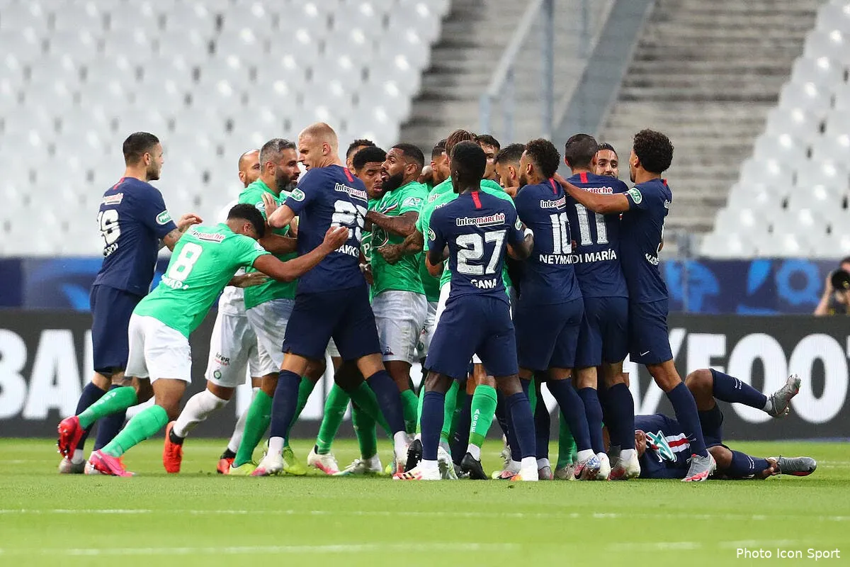 psg verratti ejecte daniel riolo le fait signer au fc saint tropez icon 20200724 el000878290289