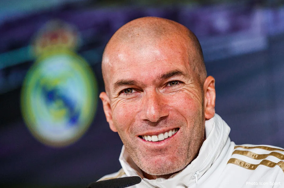 psg zidane crie son amour a kylian mbappe icon ecommercefotos ecommerce2 101652419270961