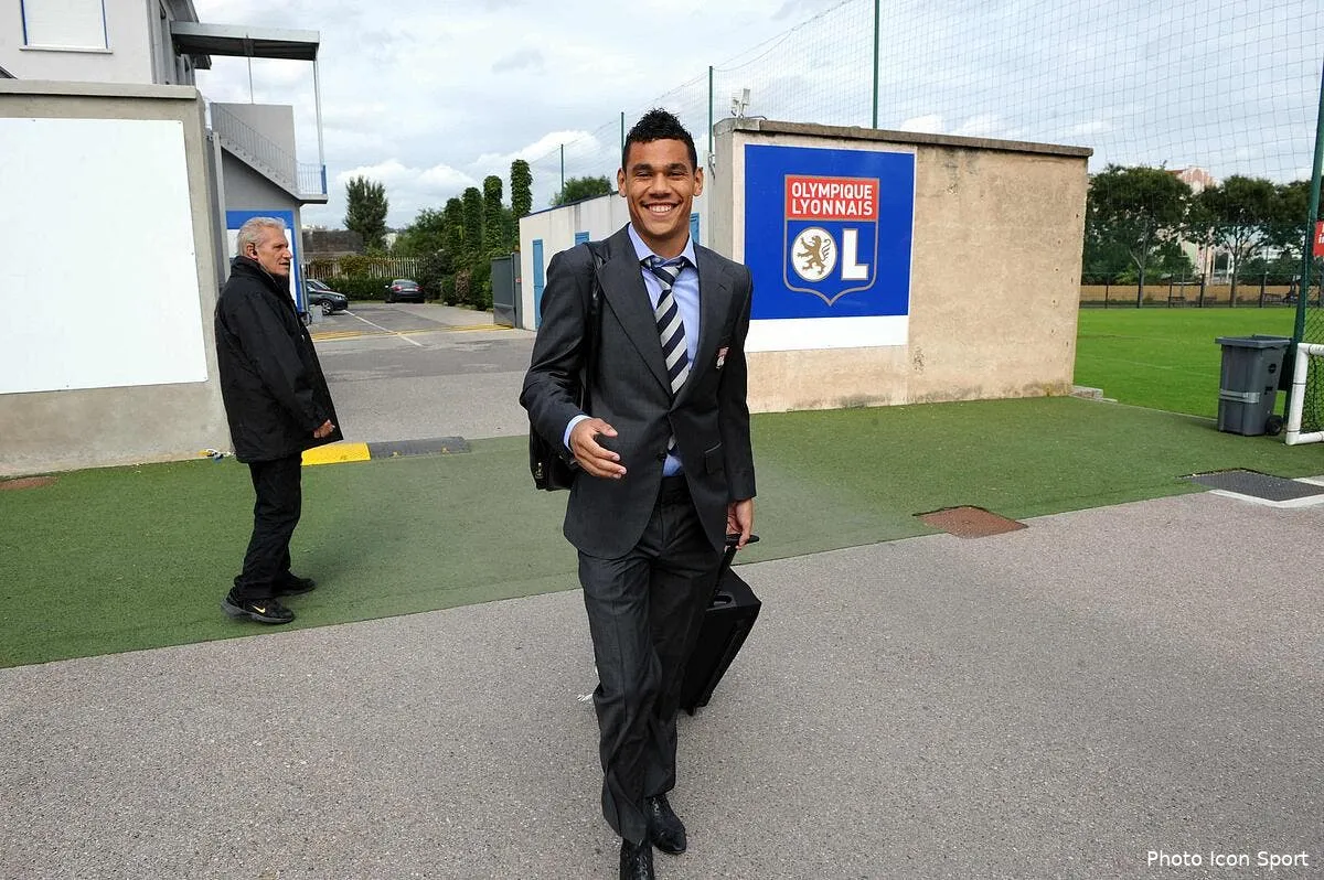 puel va aller chercher un defenseur a l ol iconsport jpt 270910 02 4236365