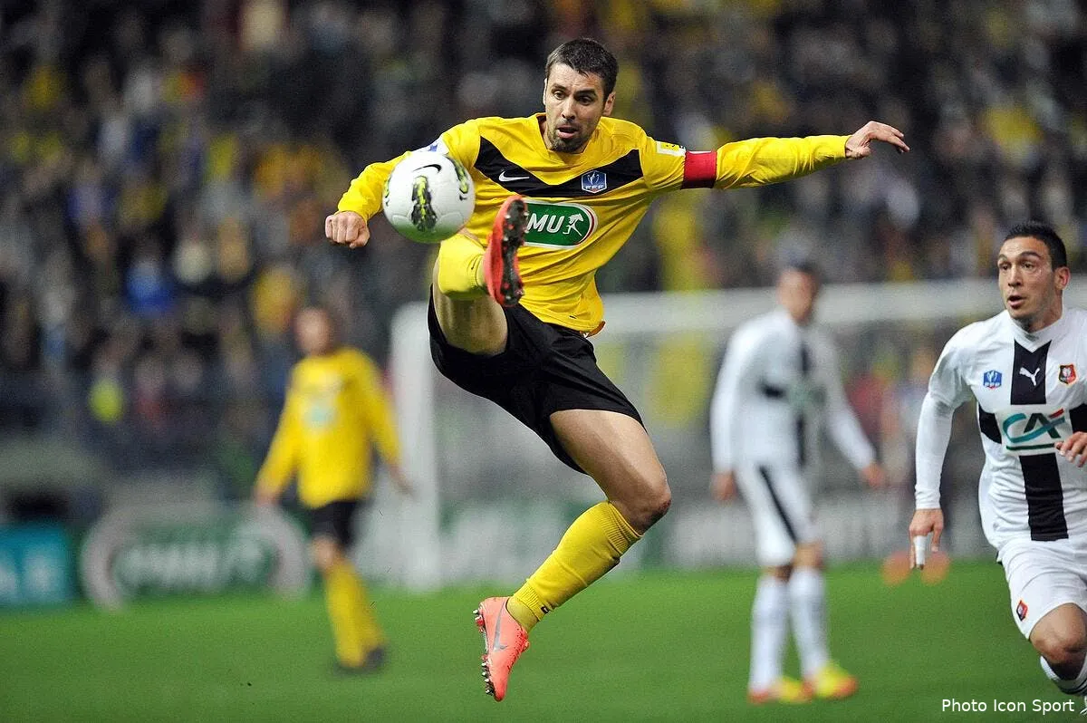 quevilly c est juste enorme et incroyable iconsport per 110412 01 0133569