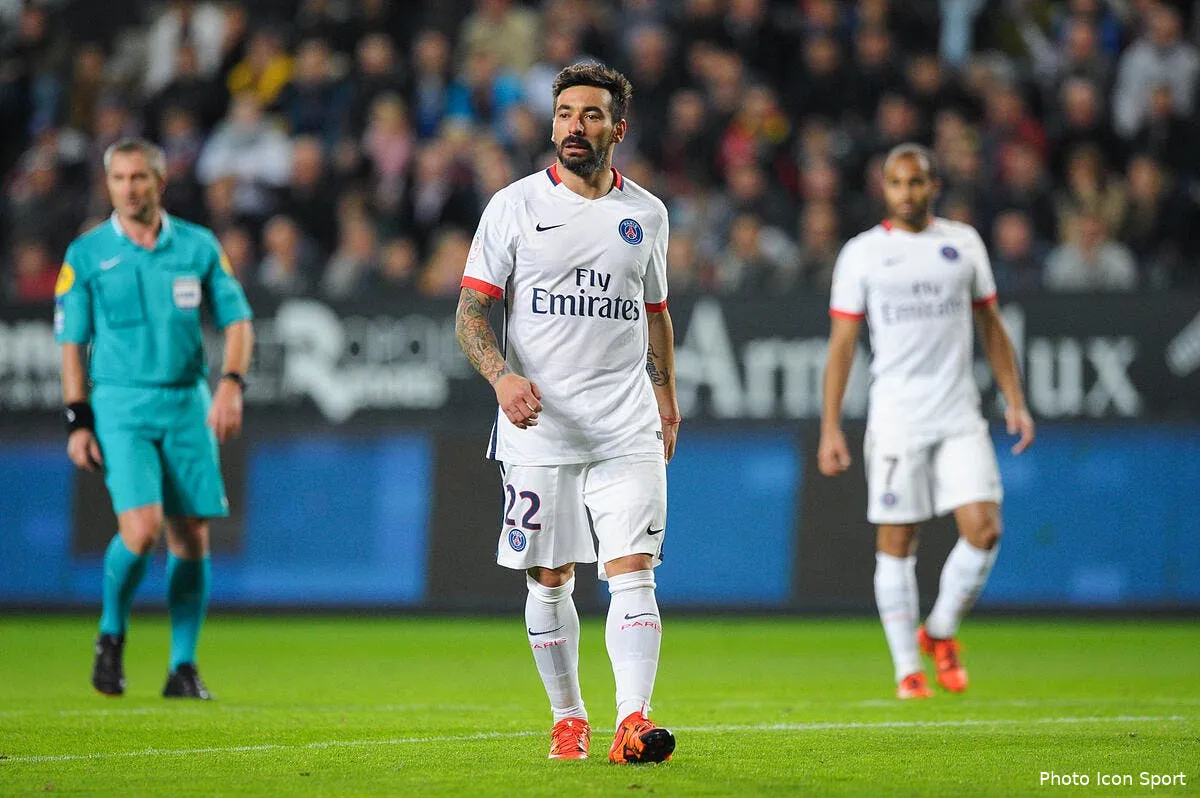 quitter le psg cet hiver le clan lavezzi s est decide lavezzi 11127605