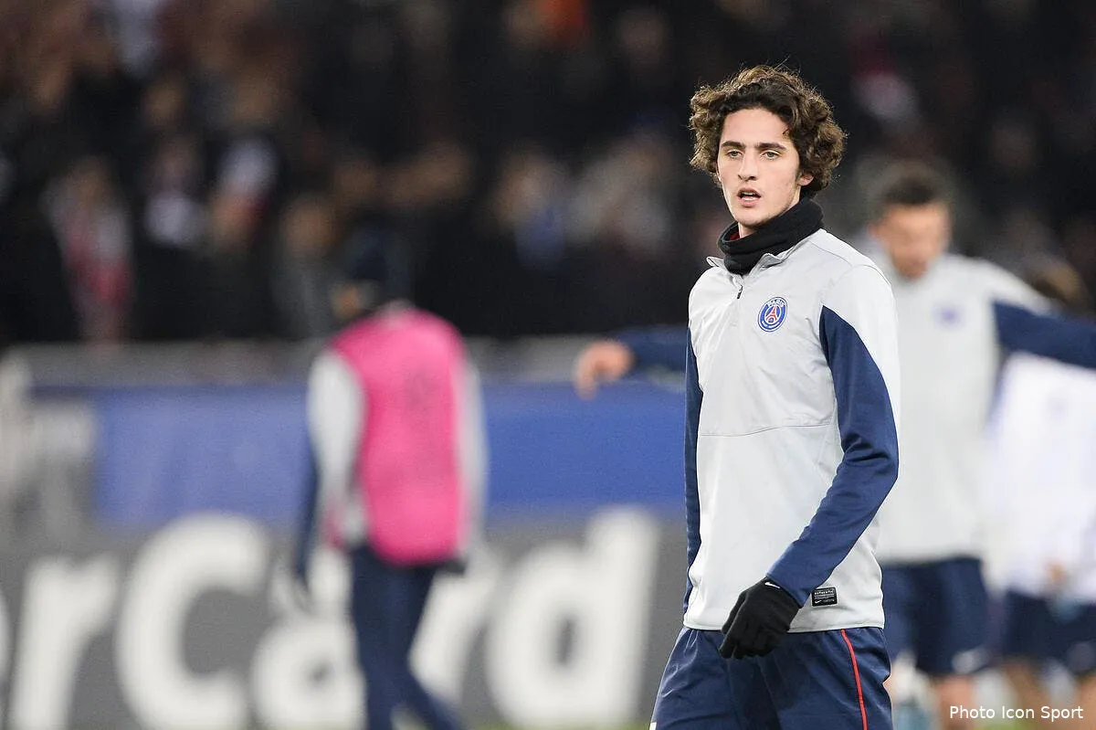 rabiot continue de jouer avec les nerfs du psg rabiot 1092913