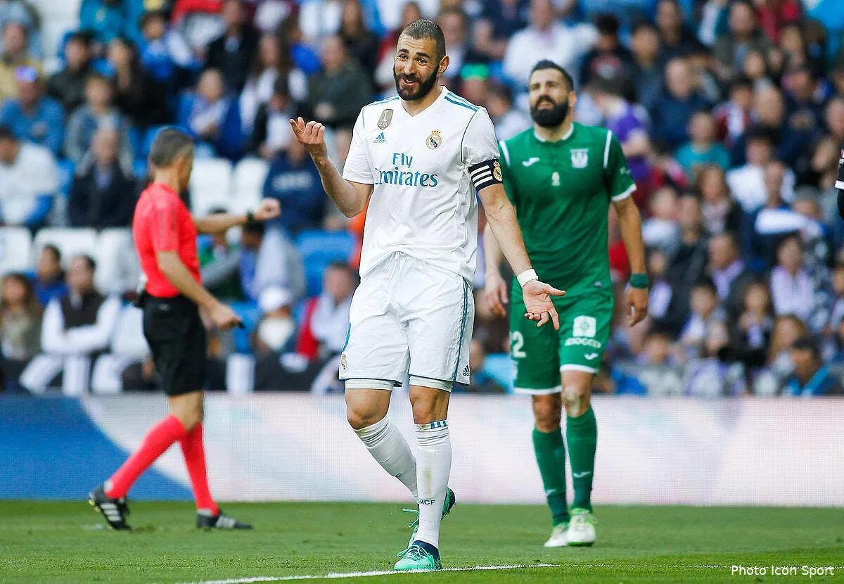 real benzema pousse dehors perez a deja reserve son numero benzema 47226011