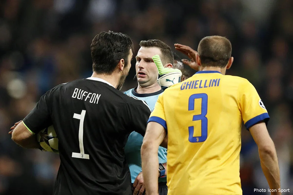 real juve le vol du siecle pour l italie et la catalogne iconsport icon vii 110418 01 09215507