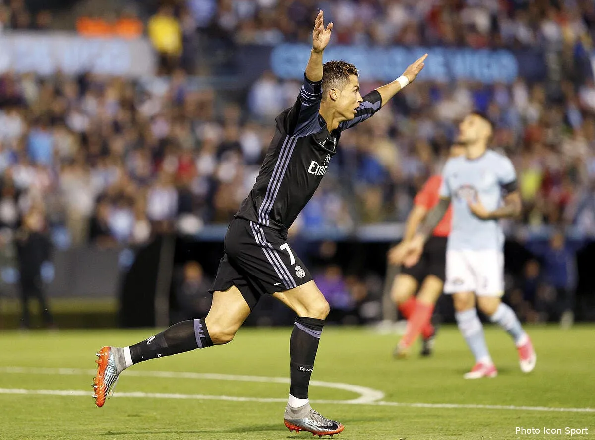 real madrid cristiano ronaldo ne campe pas devant le but precise zidane iconsport mar 170517 05 10180392