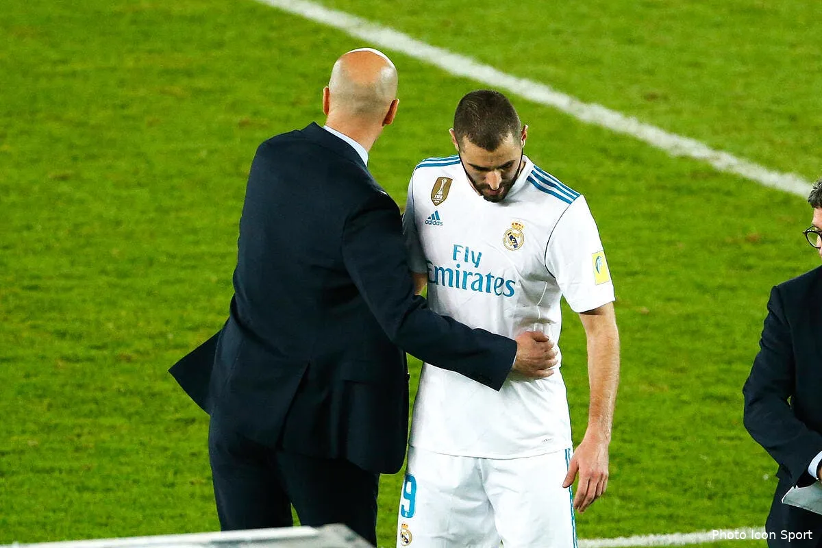 real madrid le club communique sur la blessure de benzema iconsport icon mar 161217 01 18204913