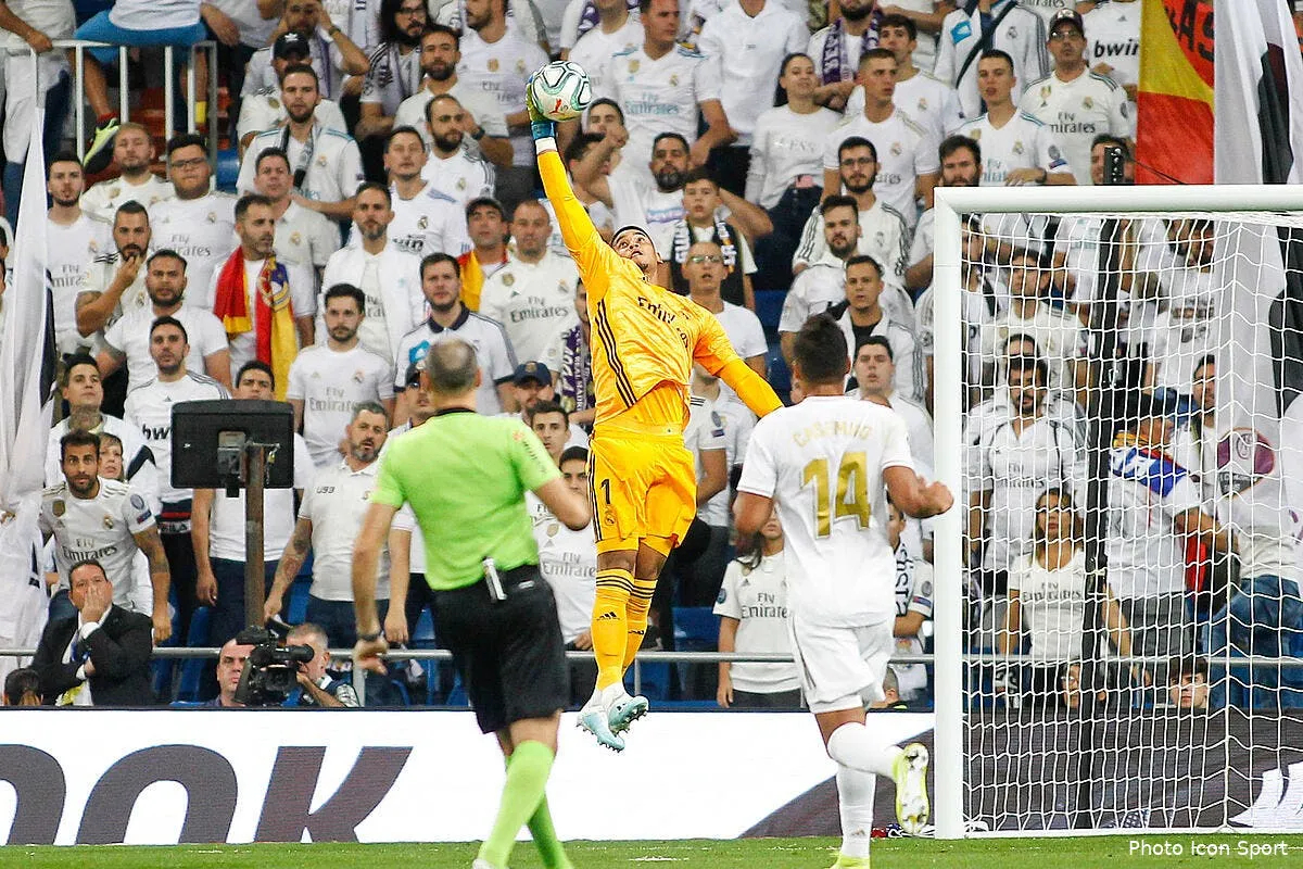 real madrid spectaculaire et efficace areola impressionne zidane icon ecommercefotos ecommerce2 100232746265517