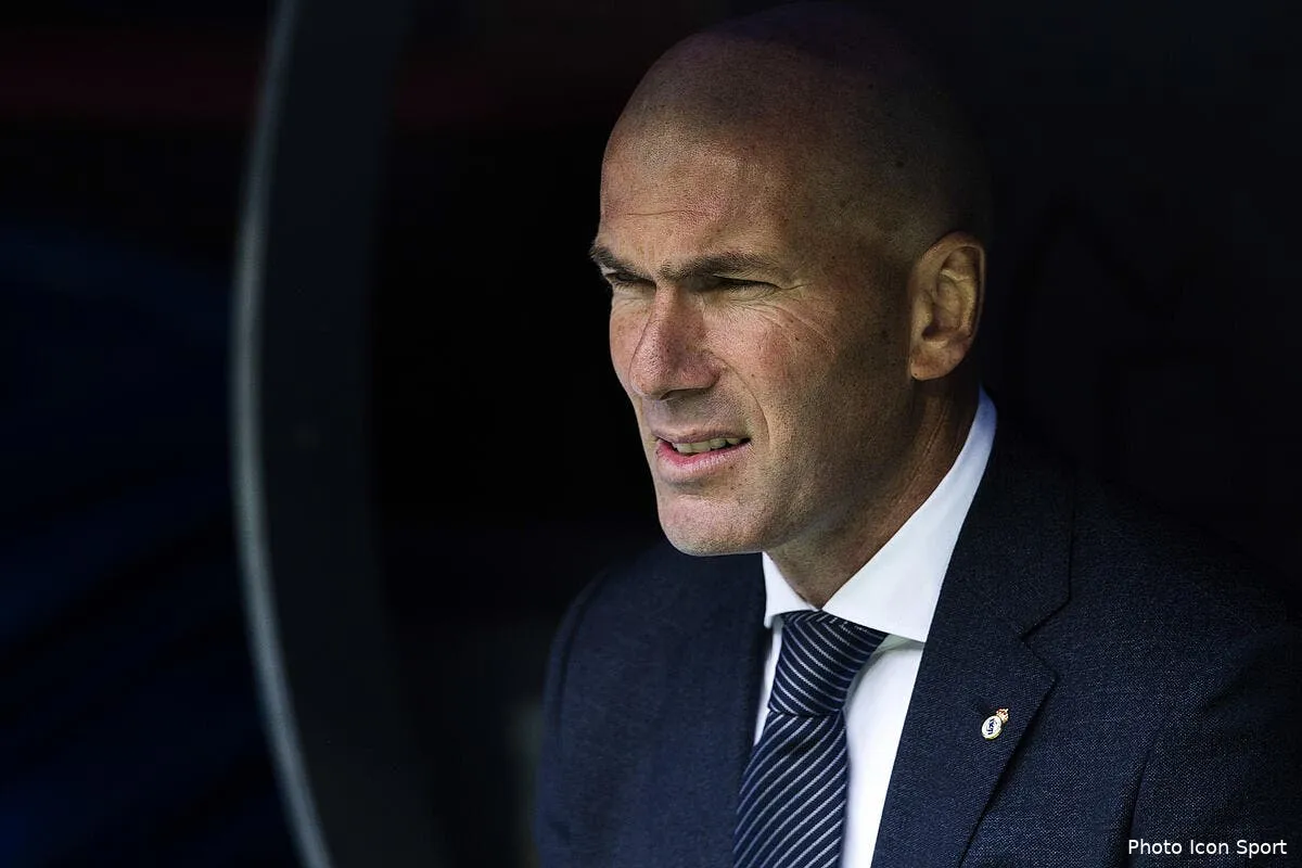 real madrid une minute de silence apres le deces du frere aine de zinedine zidane icon sipausa 26042298258651