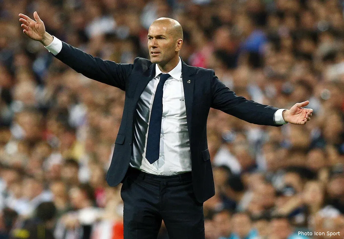 real madrid zidane attend ses trois finales de pied ferme iconsport bpi 040516 52 59142188