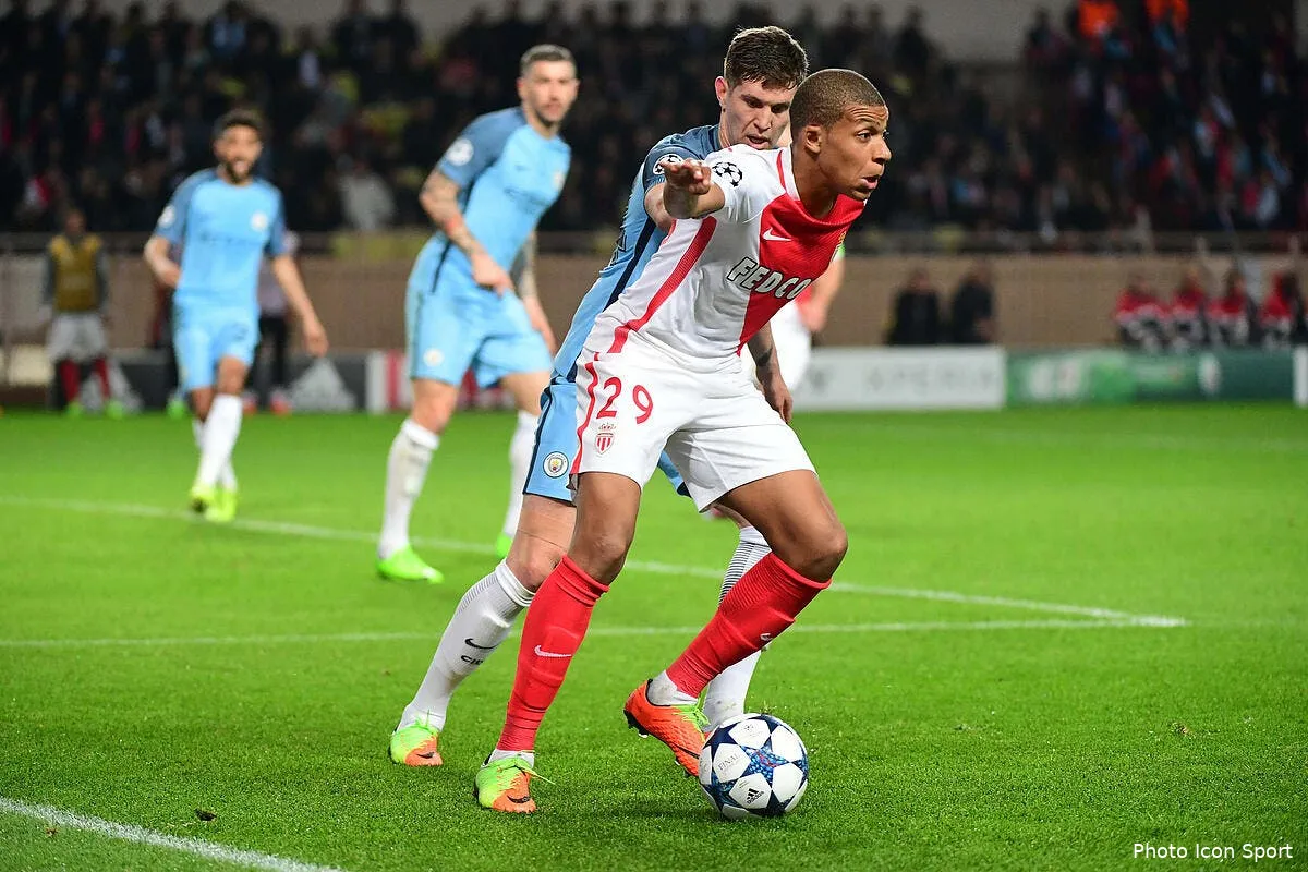 real mbappe a choisi monaco zidane s en mort les doigts mbappe 5174044