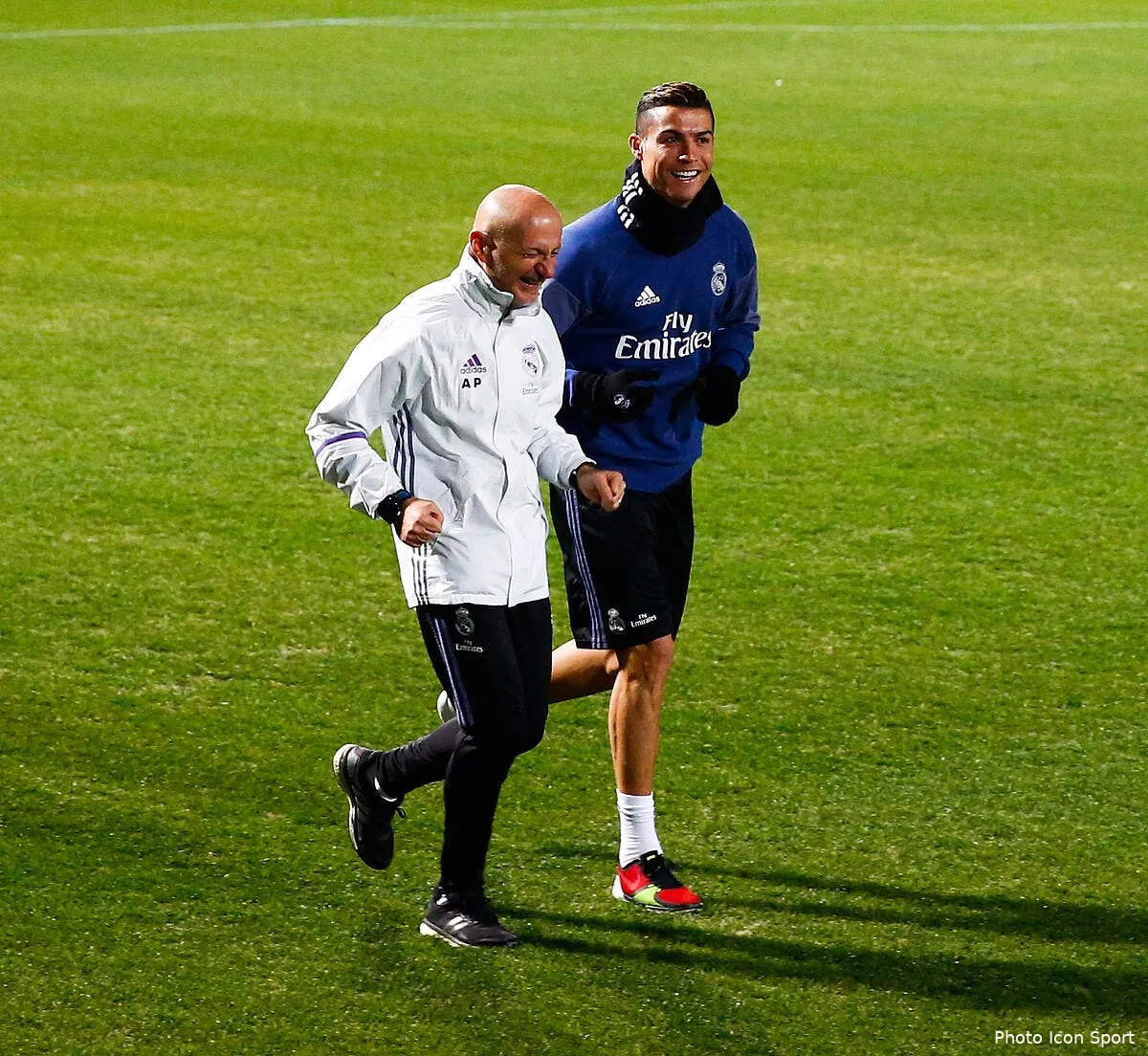 real zidane et pintus virent cristiano ronaldo de madrid iconsport mar 121216 01 04165296