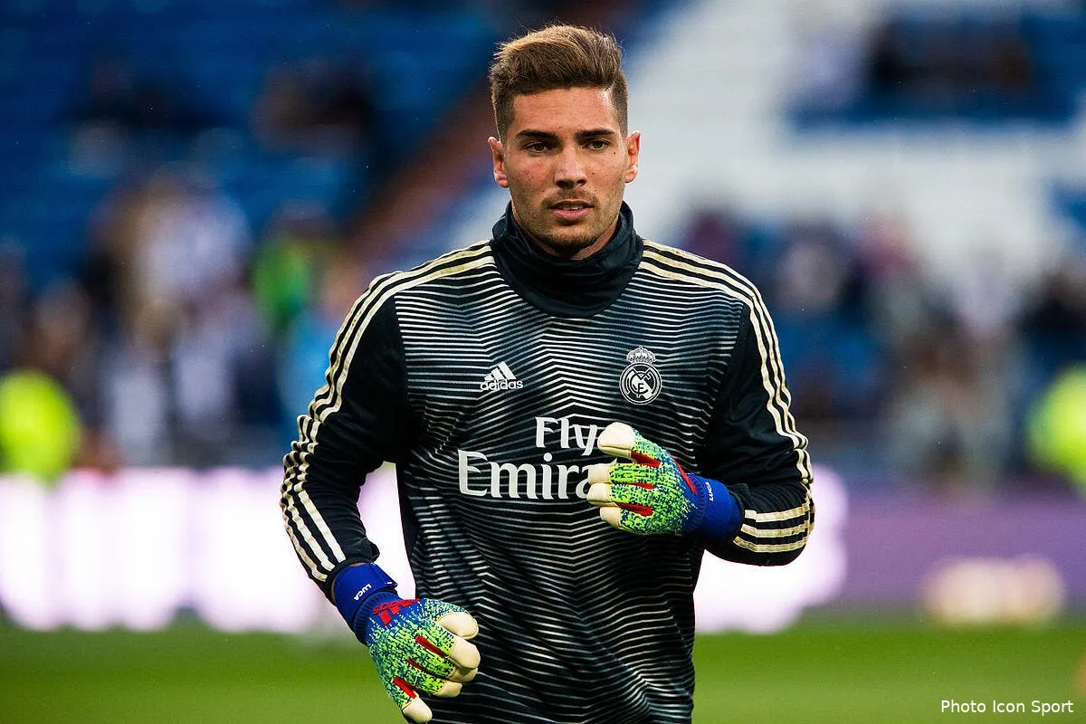 real zidane fait jouer son fils il se moque de l avis des rageux icon sipausa 25998438249363