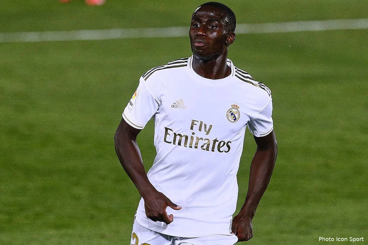 real zidane ne regrette pas de piocher a l ol au mercato icon sipausa 30127054289093