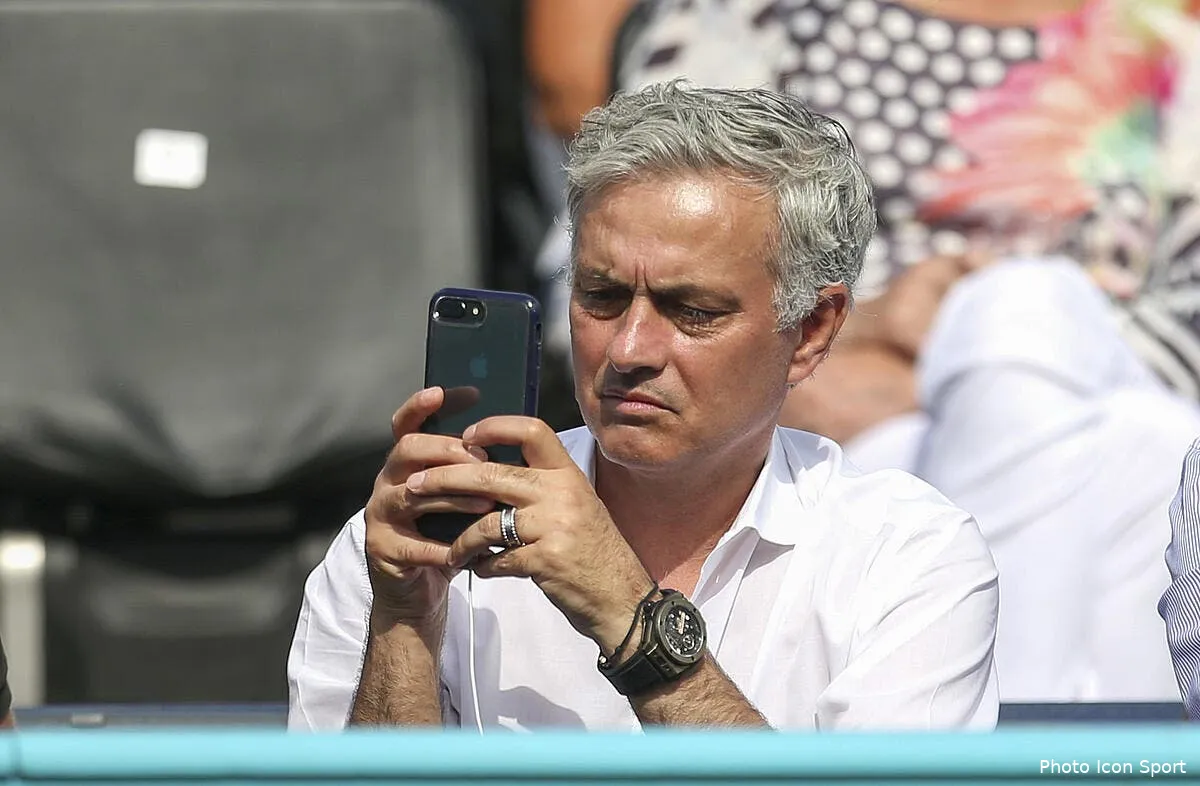 remplacer zidane ou emery mourinho a choisi icon 43683630269019