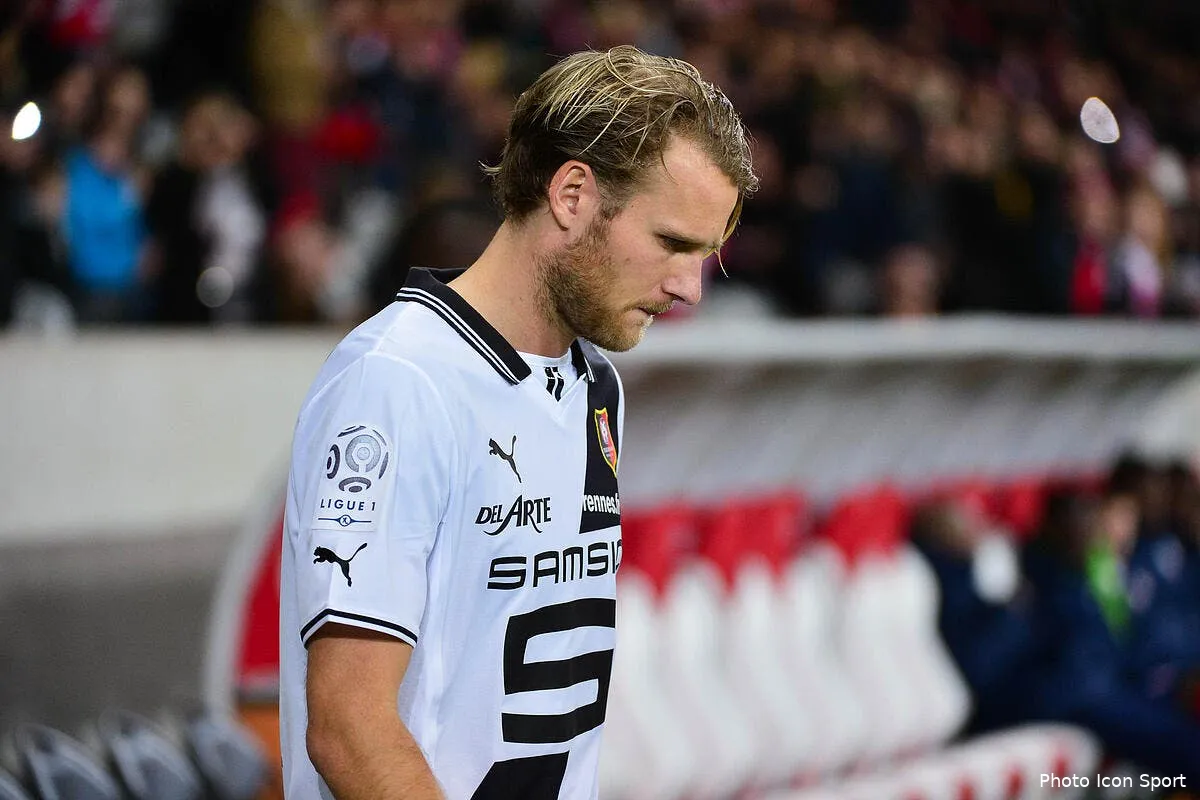 rennes baisse la tete et les bras a ajaccio iconsport win 240114 08 3576029