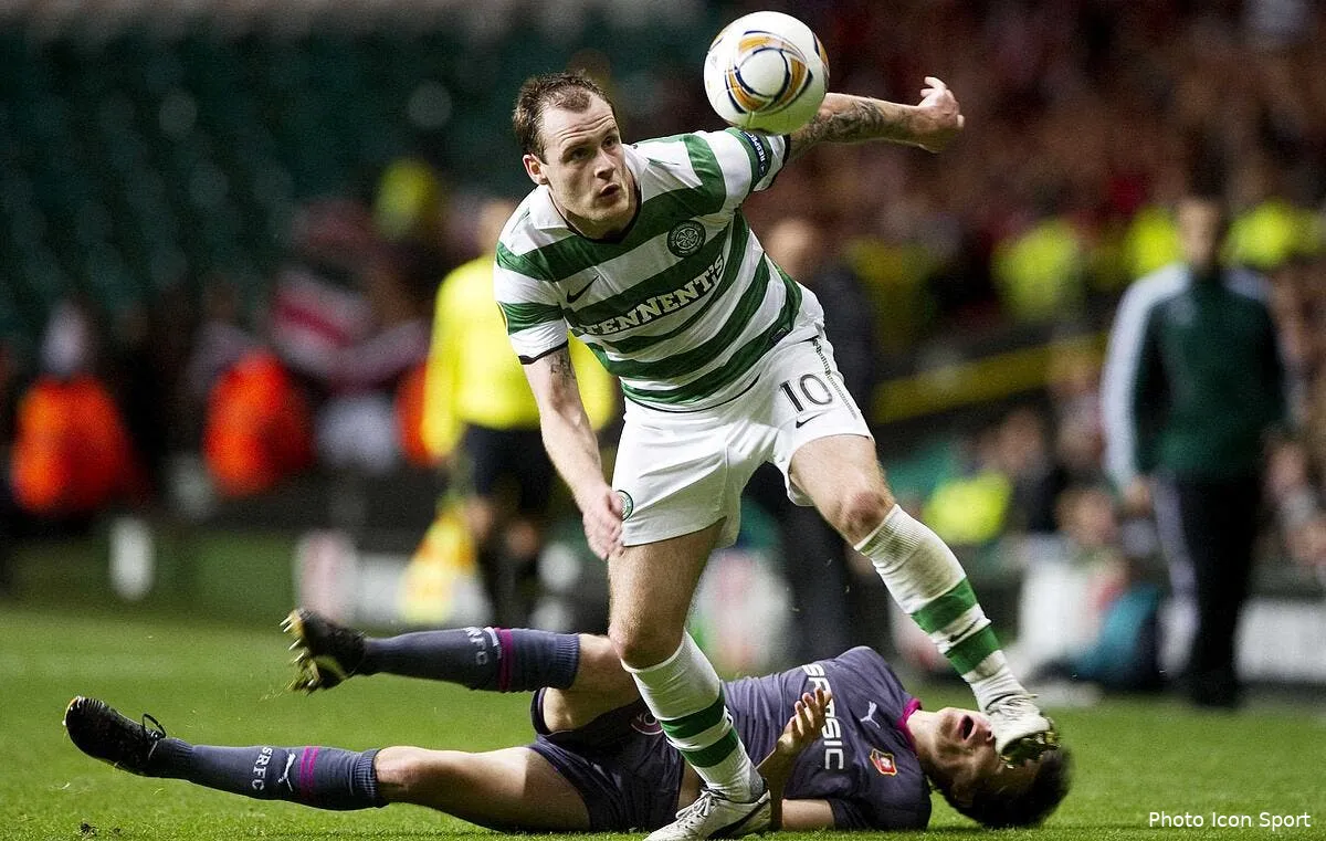 rennes flambe et puis s ecroule iconsport sns 031111 33 3526817