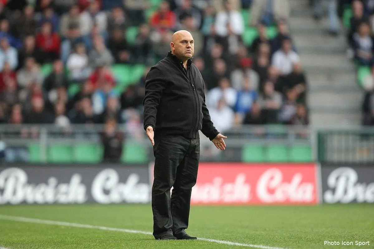 rennes s effondre antonetti prolonge iconsport ico300411 01 10919727