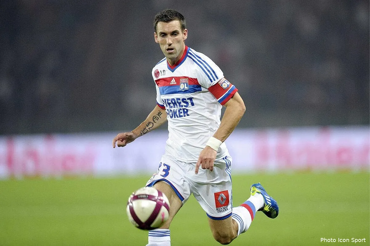 reveillere avoue etre dans le dur physiquement iconsport per 021011 201 0325528