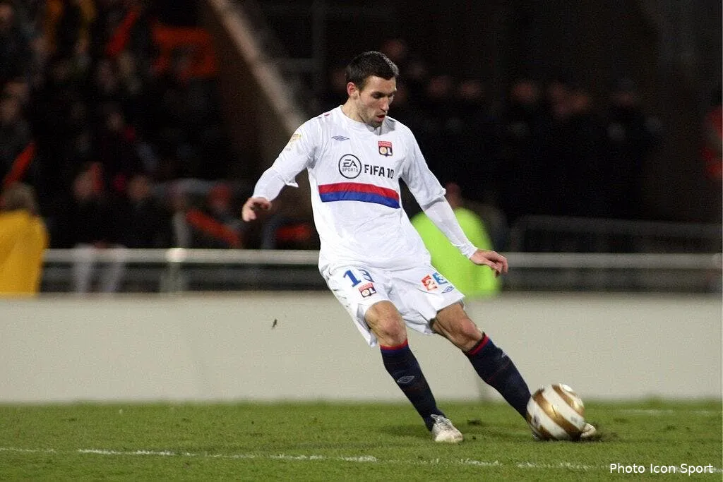 reveillere nous y croyons toujours 47875 7194