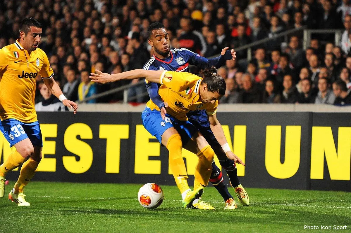 revenir en mai a turin avec l ol lacazette en reve iconsport pt 030214 01 02 180359