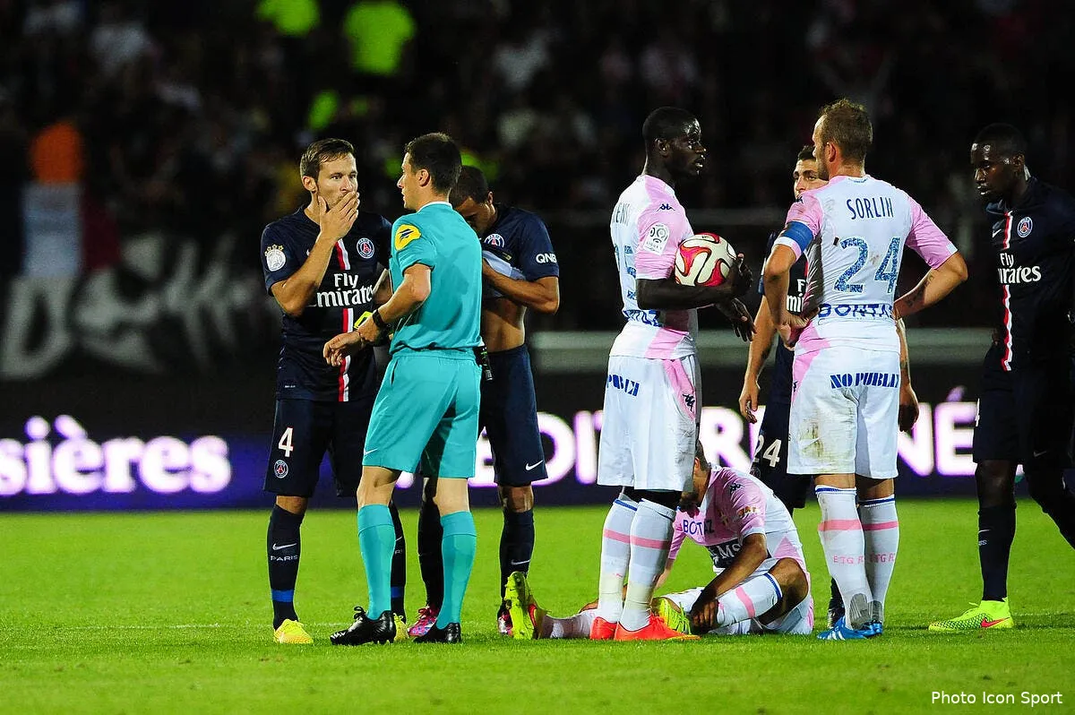 riolo se demande ce que cabaye et aurier font au psg iconsport jpt 220814 02 02 190387