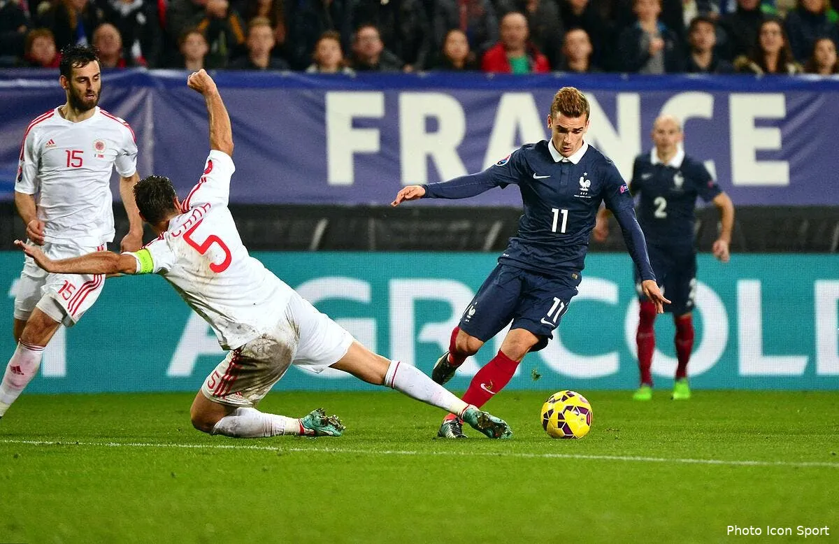 riolo sort sa pioche et reouvre le chantier des bleus iconsport win 141114 05 1796879