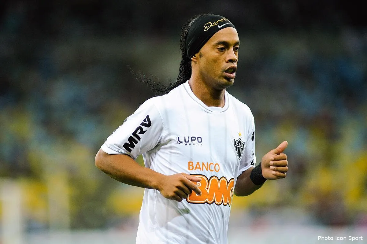 ronaldinho roi de l amerique du sud en 2013 iconsport fot 220813 08 1373125