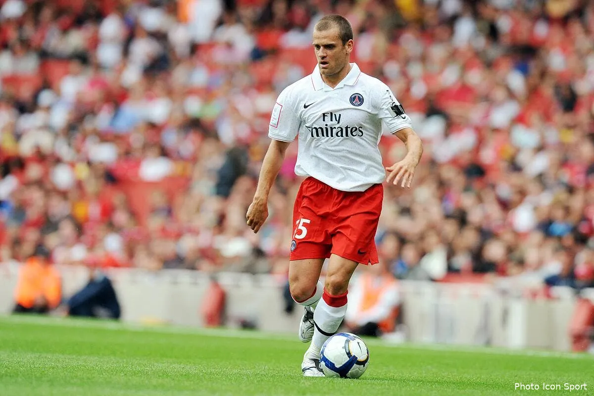 rothen conseille au psg de ne pas ceder chantome et sakho iconsport oap 010809 03 0937946