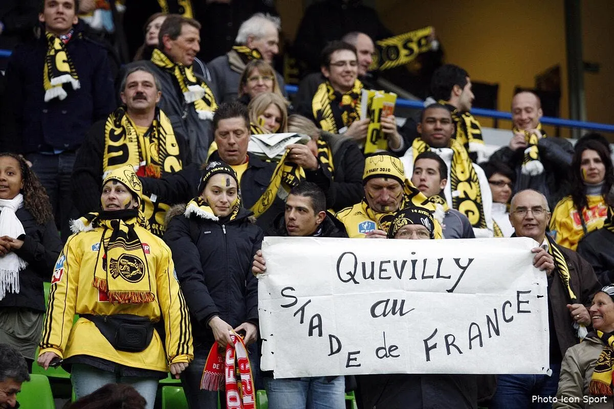 ruee sur les billets pour quevilly om iconsport noe 140410 33 3432141