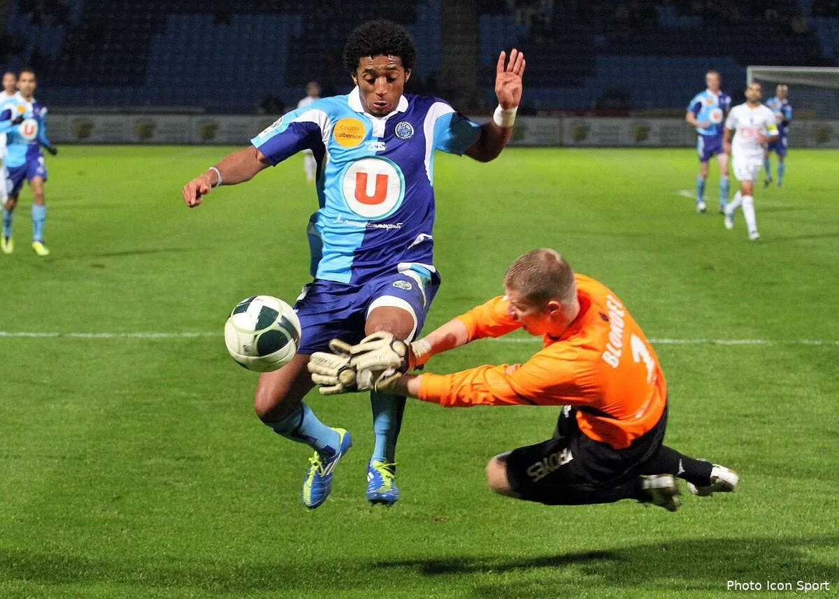 ryan mendes se voit bien a lille mais pas cet hiver iconsport fid 261111 26 2728533