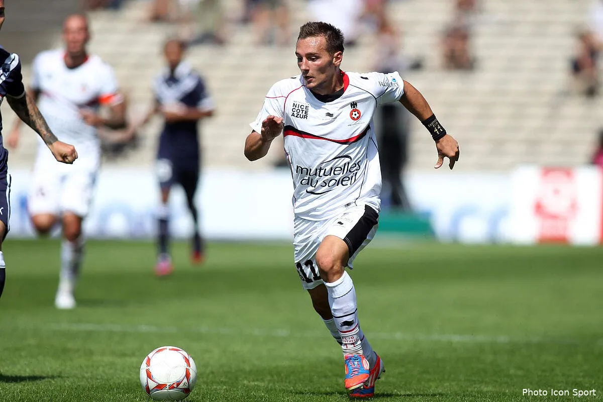 s il y a bien un club qui peut concurrencer le psg c est l ol pour bautheac iconsport blo 020912 99 4244317