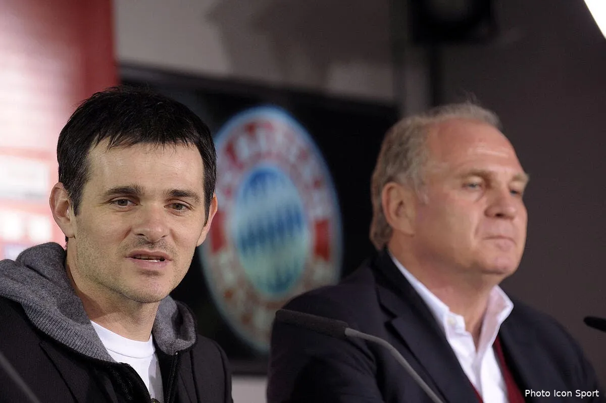 sagnol discute pour recruter des joueurs du bayern a bordeaux sagnol hoeness83801