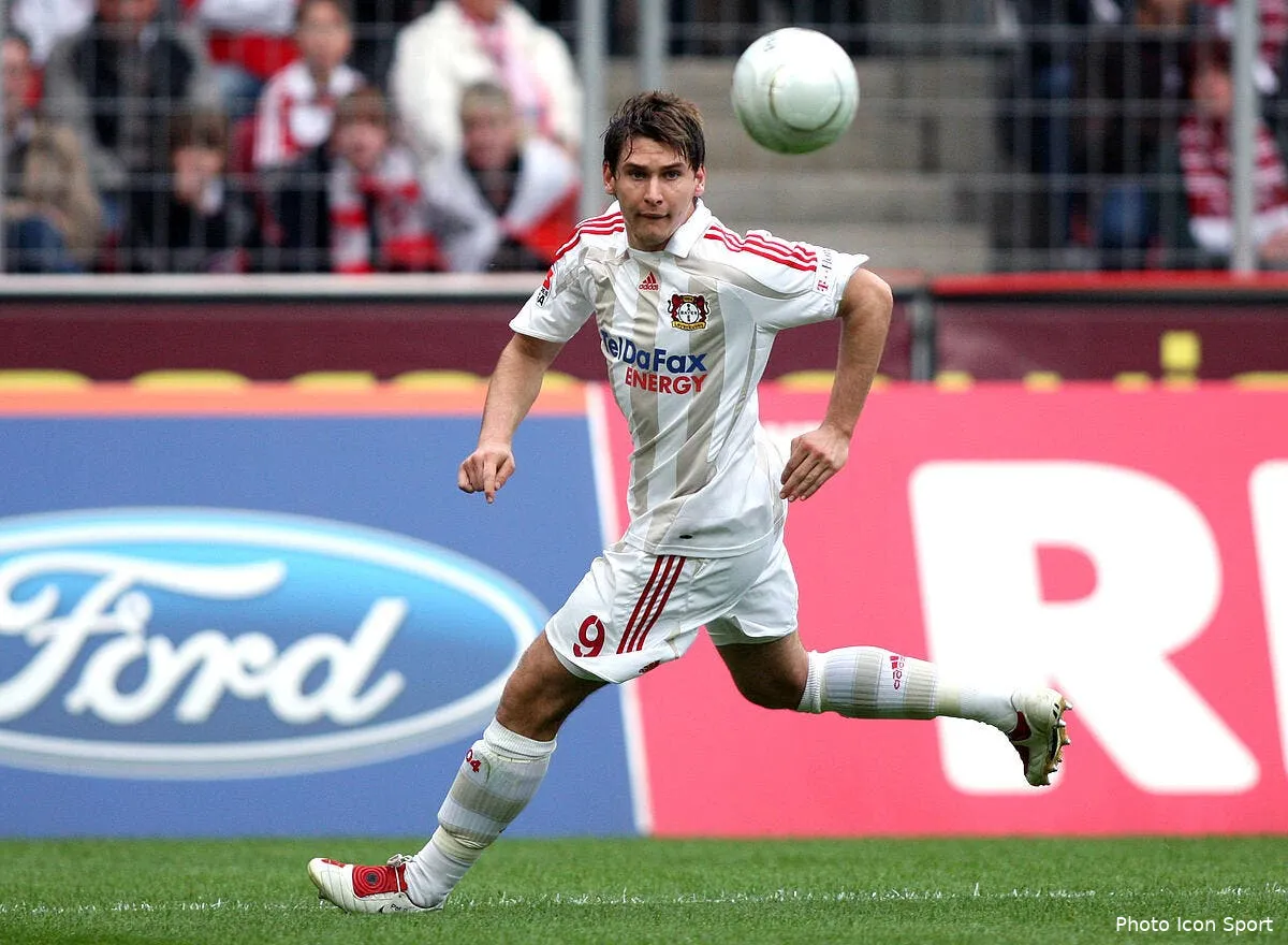 saint etienne a failli se payer helmes a la fin du mercato iconsport fir 050409 80 1024413