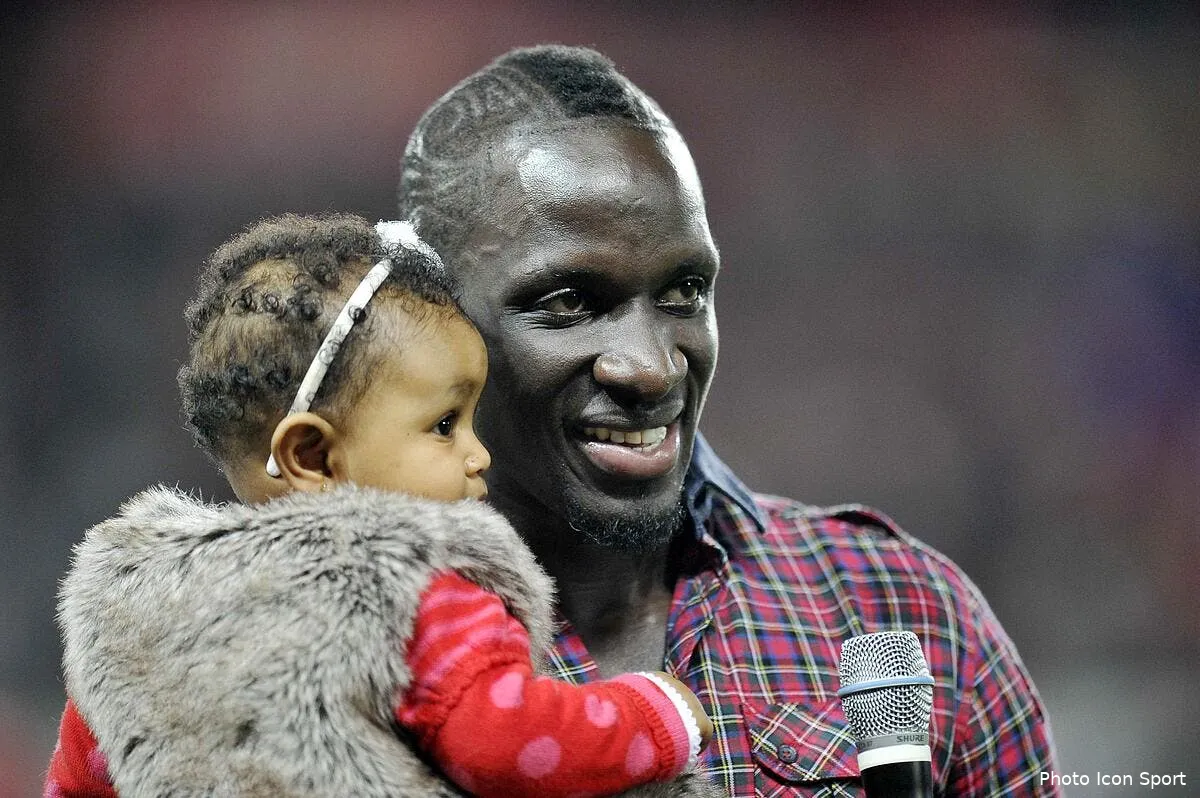 sakho discret sur les dessous caches de son depart du psg iconsport noe 220913 05 0166125