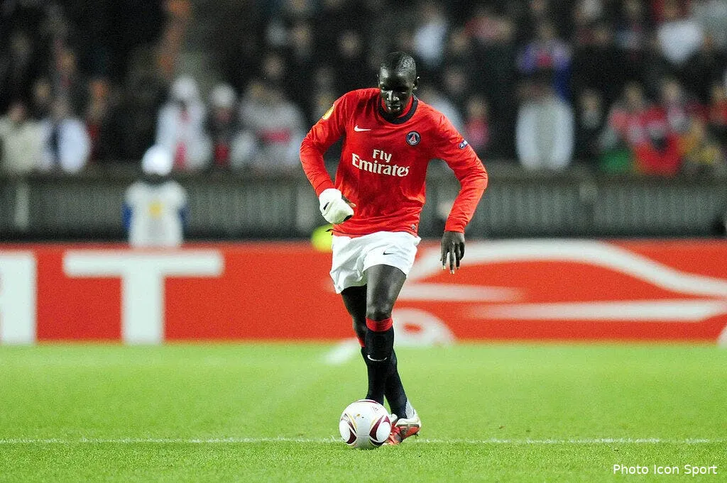 sakho ne fait pas de om psg une montagne 68850 16921