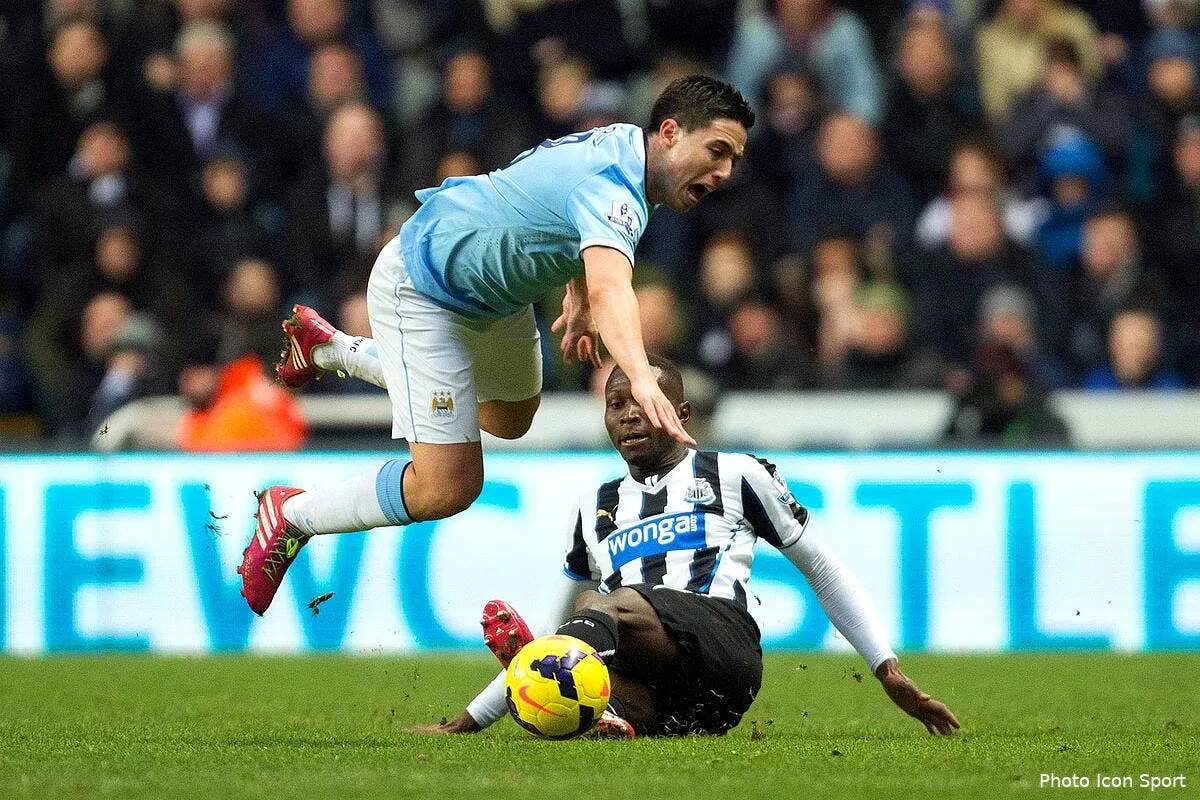 samir nasri absent huit semaines iconsport spi 120114 05 11 174005