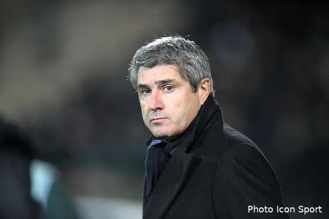 sanchez salue la semaine de reve de va daniel sanchez plus tres loin d etre le nouvel entraineur de va iconsport per 291110 45 49 2046231016