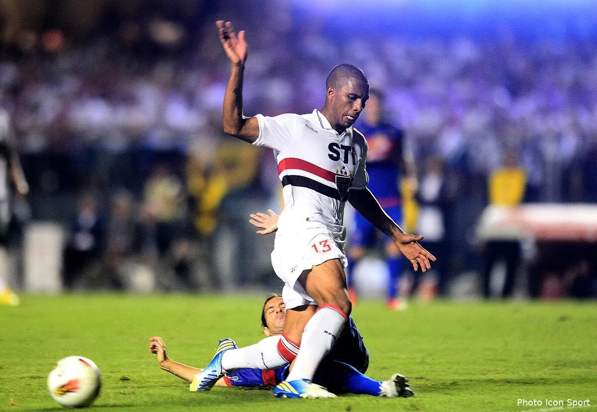 sao paulo refuse de vendre miranda a l om iconsport ppg 121212 001 2461747